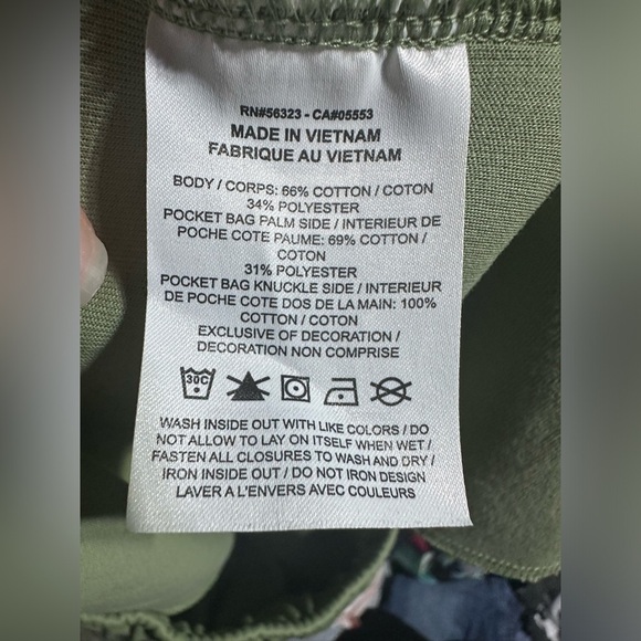 Nike Sportswear Tech Fleece Shorts Athletic DZ4472-386 Oil Green Knit Men L NWOT - Picture 7 of 7